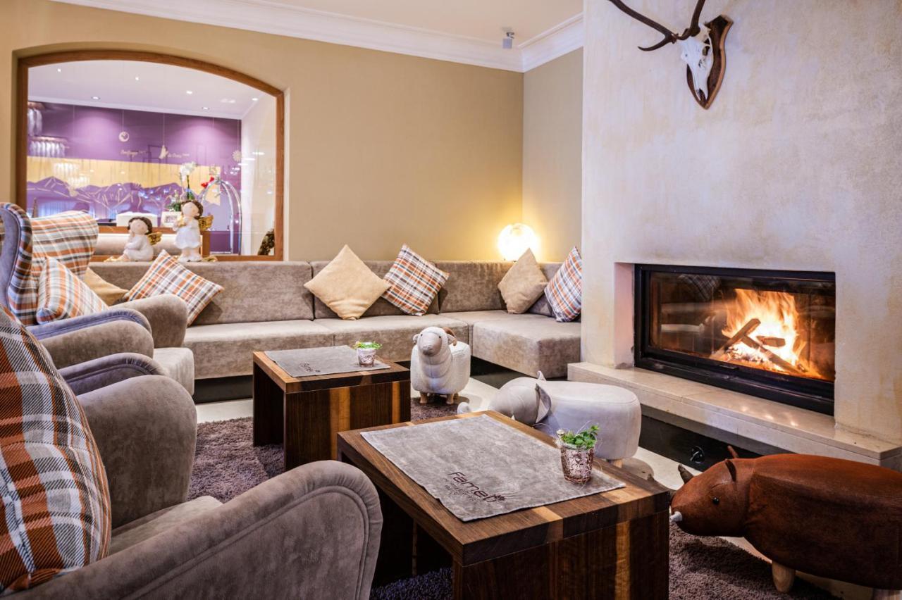 Hotel Fameli Olang Εξωτερικό φωτογραφία