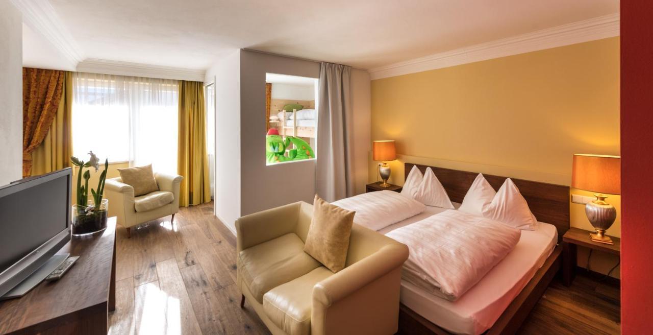 Hotel Fameli Olang Εξωτερικό φωτογραφία